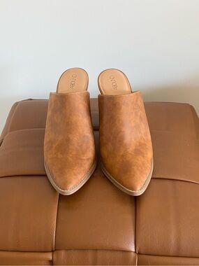 Abound Tan Leather Slip-On Heeled Mule